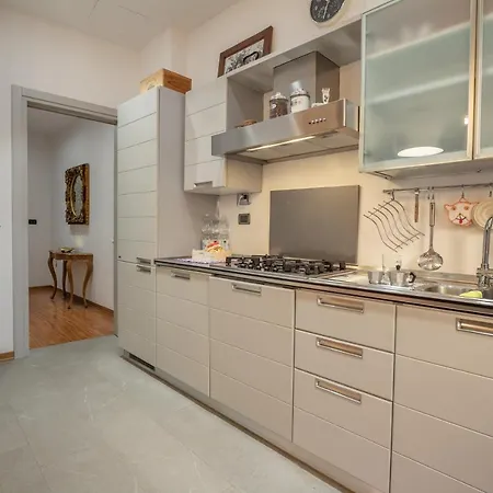 Realkasa Senzanome Flat Lägenhet