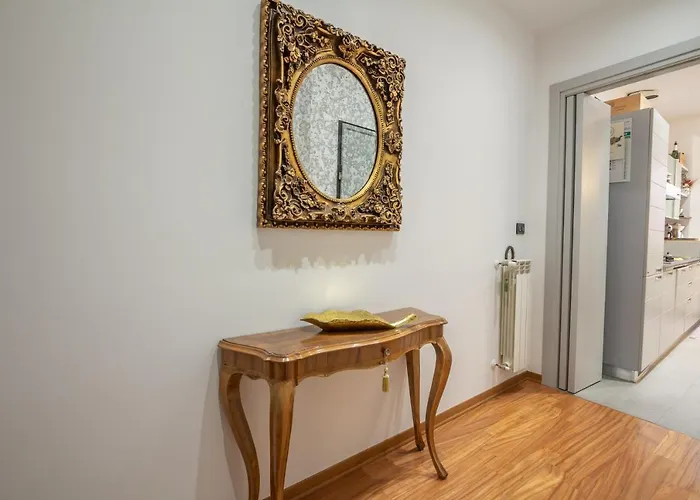 Realkasa Senzanome Flat بولونيا